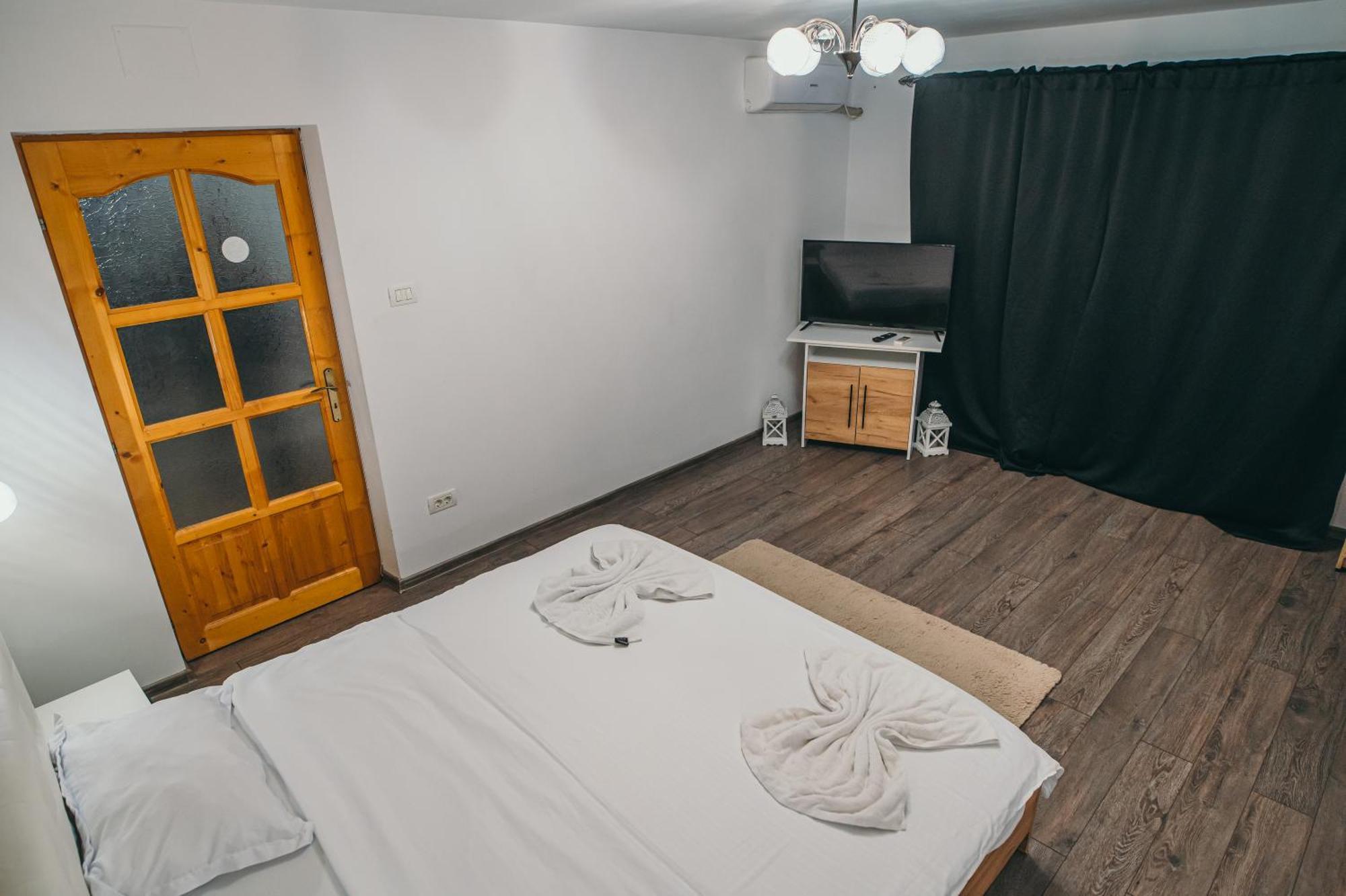 Insomnia Studio Drobeta Turnu Severin Ngoại thất bức ảnh