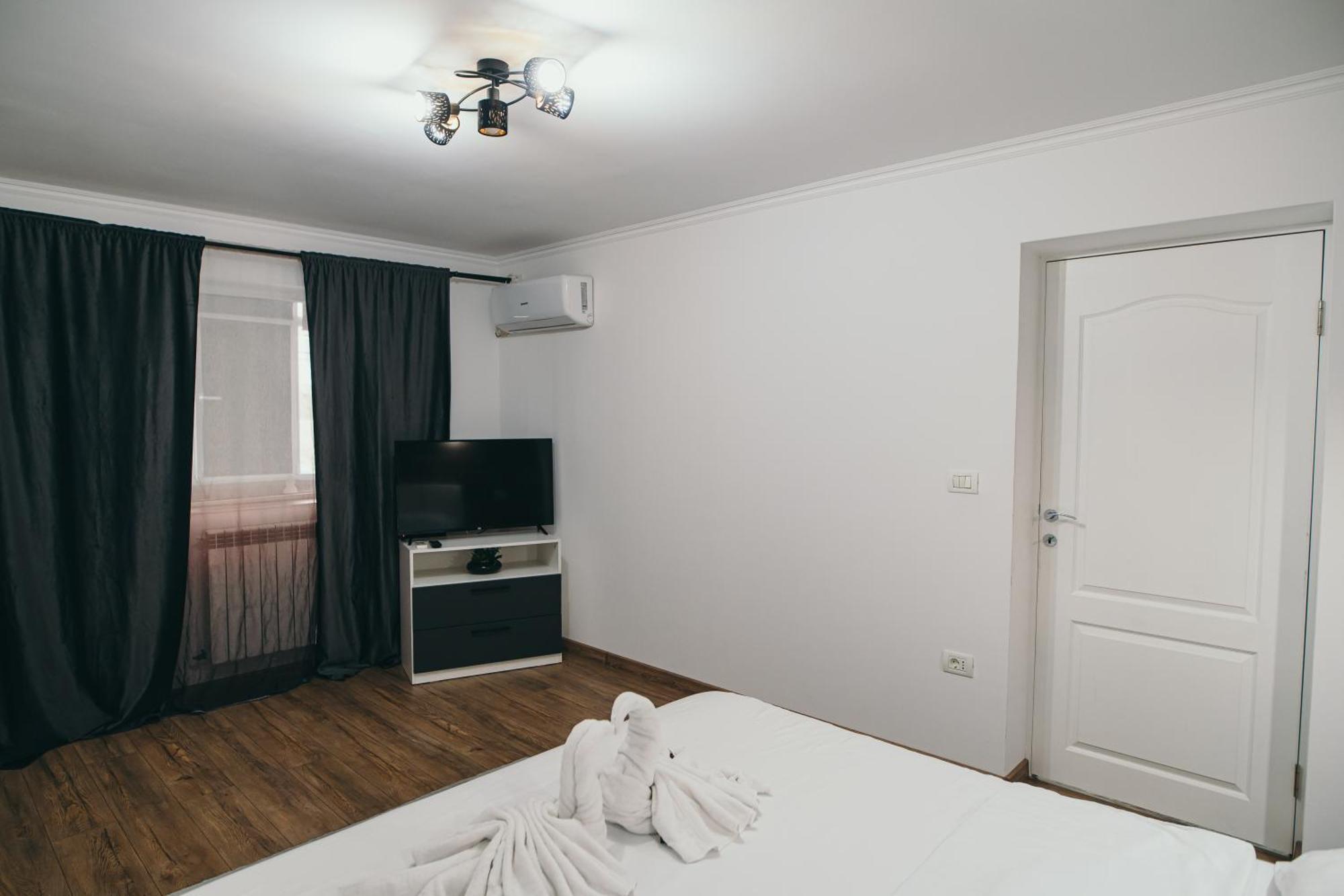 Insomnia Studio Drobeta Turnu Severin Ngoại thất bức ảnh