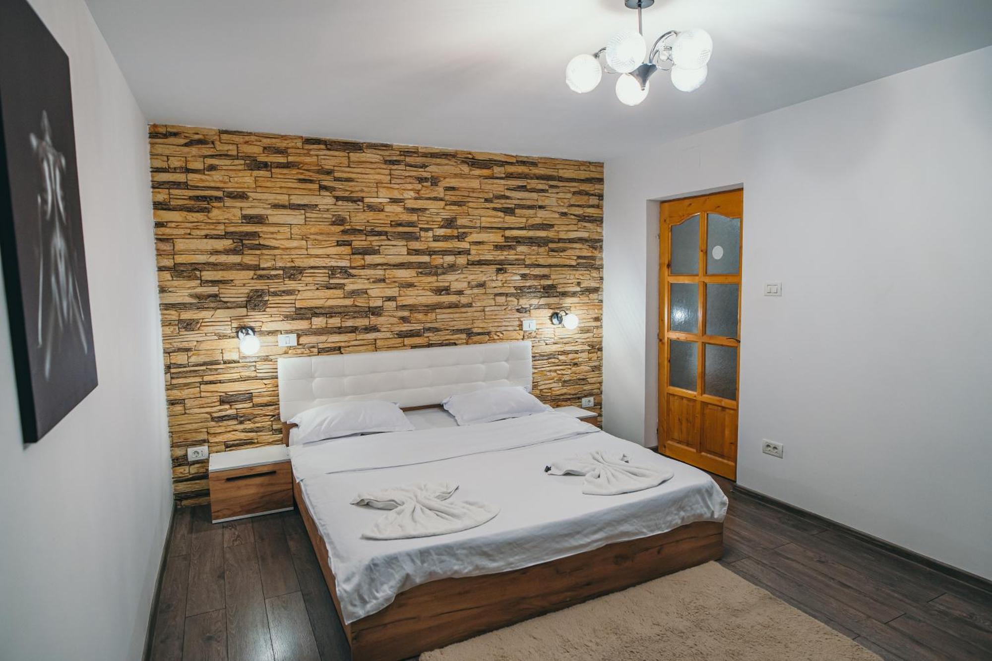 Insomnia Studio Drobeta Turnu Severin Ngoại thất bức ảnh